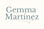 Logo de Gemma Martínez con rama inferior y fondo en color beige.